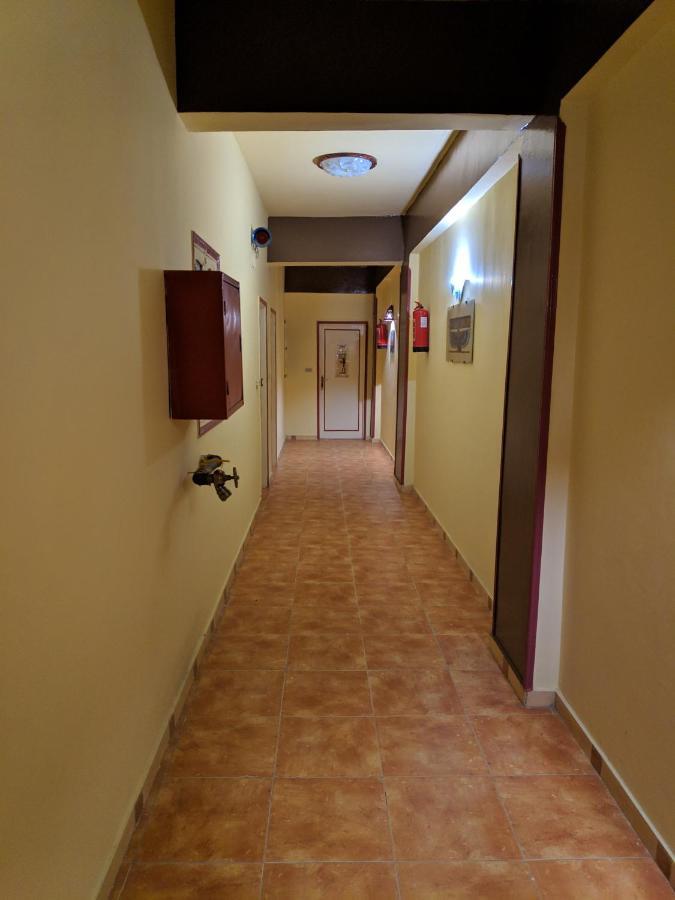 Elphardous Hotel Luxor Buitenkant foto