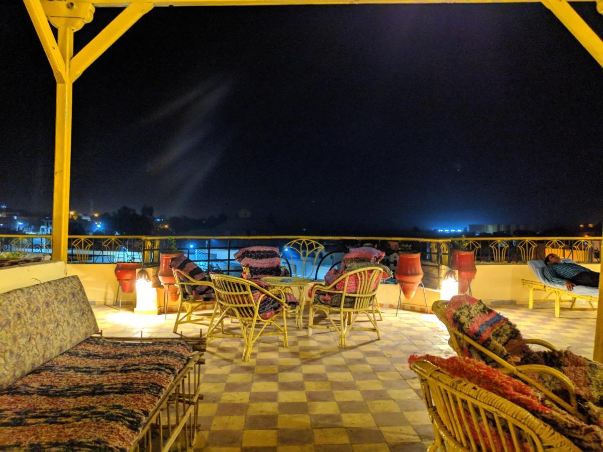 Elphardous Hotel Luxor Buitenkant foto