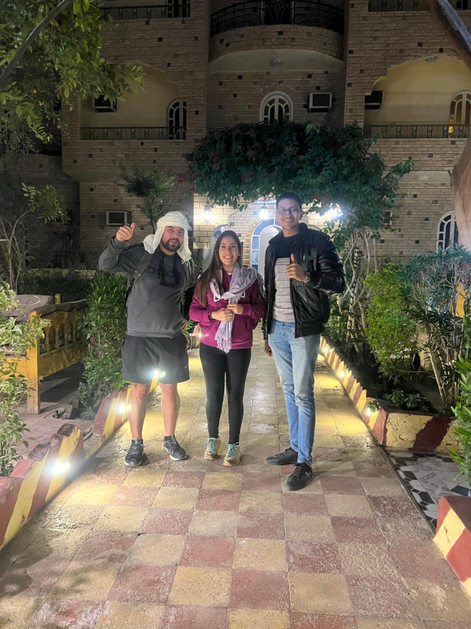 Elphardous Hotel Luxor Buitenkant foto